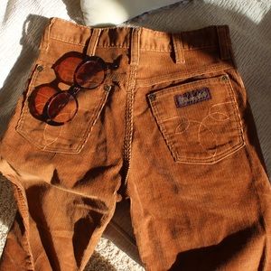 wrangler corduroy flares!